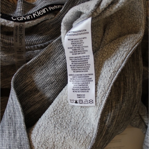 Calvin Klein Cropped Crewneck Sweater XS Preowned - Picture 5 of 5